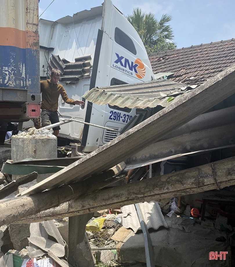 Chạy lấn làn gây tai nạn, một tài xế container bị bắt giam