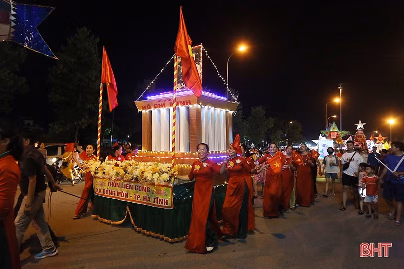 “Thành Sen rước đèn Trung thu” - lễ hội ấn tượng cần tiếp tục được duy trì