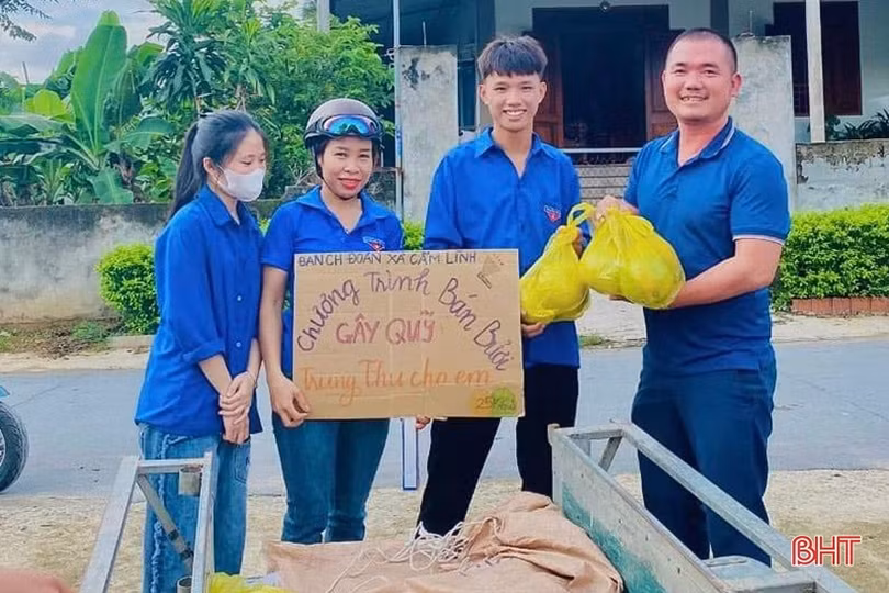 Các cấp bộ Đoàn Hà Tĩnh tặng gần 5.000 suất quà Trung thu cho trẻ em