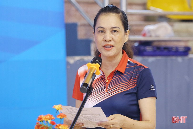 8 đội tranh tài Giải Bóng chuyền kỷ niệm ngành Kiểm tra Đảng