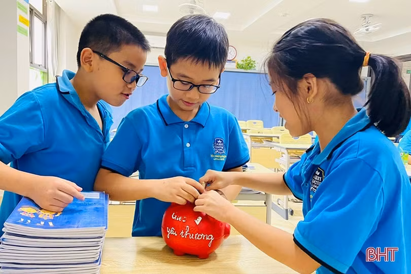 Gieo mầm yêu thương từ những hành động nhỏ