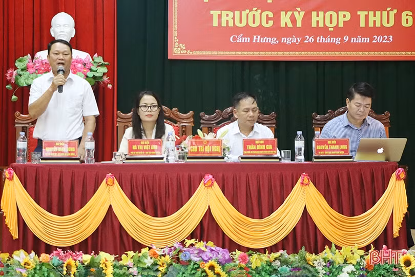 Cử tri Cẩm Xuyên kiến nghị đưa nước sạch về 12 xã phía Nam