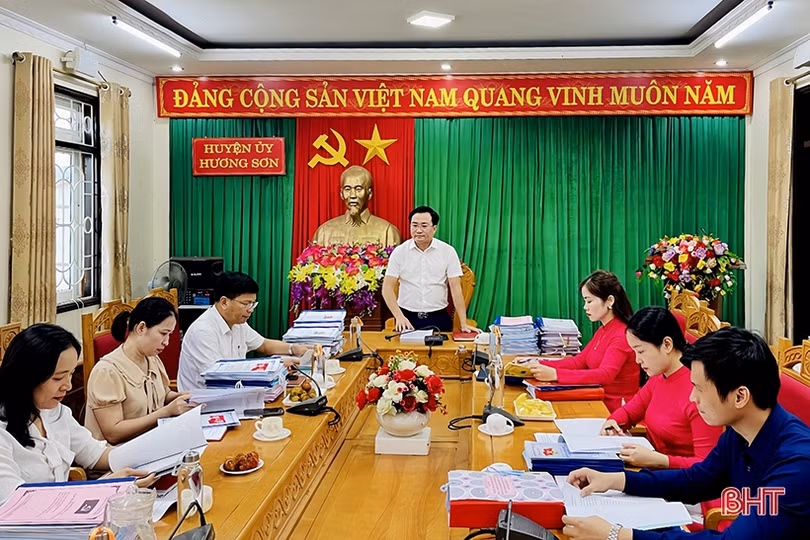 Hương Sơn triển khai hiệu quả các giải pháp bảo vệ nền tảng tư tưởng của Đảng