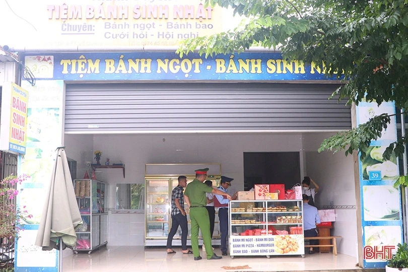 Kiểm tra an toàn thực phẩm dịp tết Trung thu trên địa bàn Vũ Quang