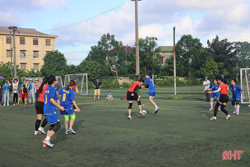 Khối tiểu học vô địch Giải Bóng đá nữ thanh niên, đoàn viên công đoàn TP Hà Tĩnh