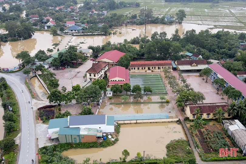 Ngôi trường hễ mưa là... ngập!