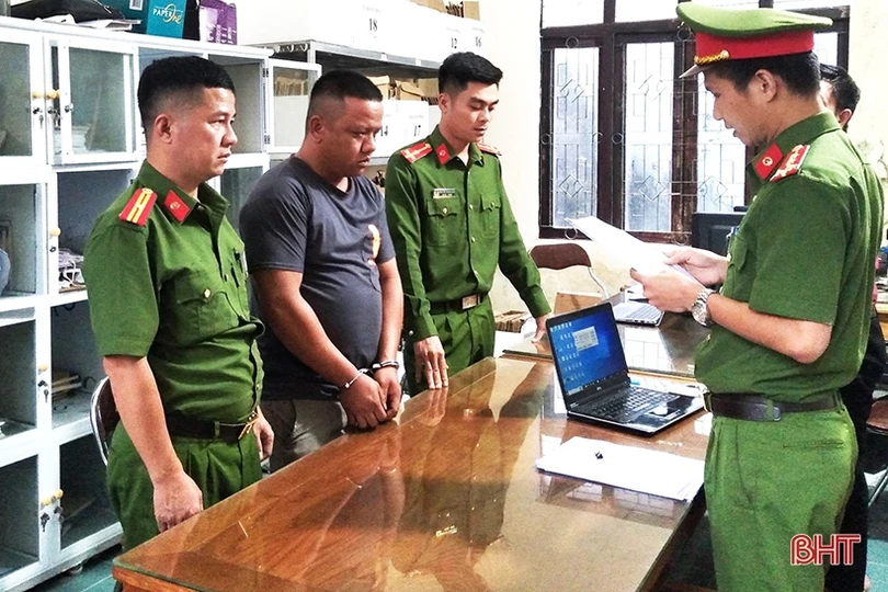 Chạy lấn làn gây tai nạn, một tài xế container bị bắt giam