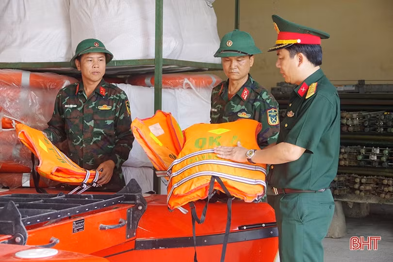 Kiểm tra công tác phòng chống lụt bão tại các đơn vị bộ đội