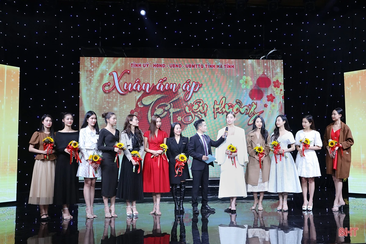 Gần 12 tỷ đồng ủng hộ chương trình “Xuân ấm áp - Tết yêu thương”