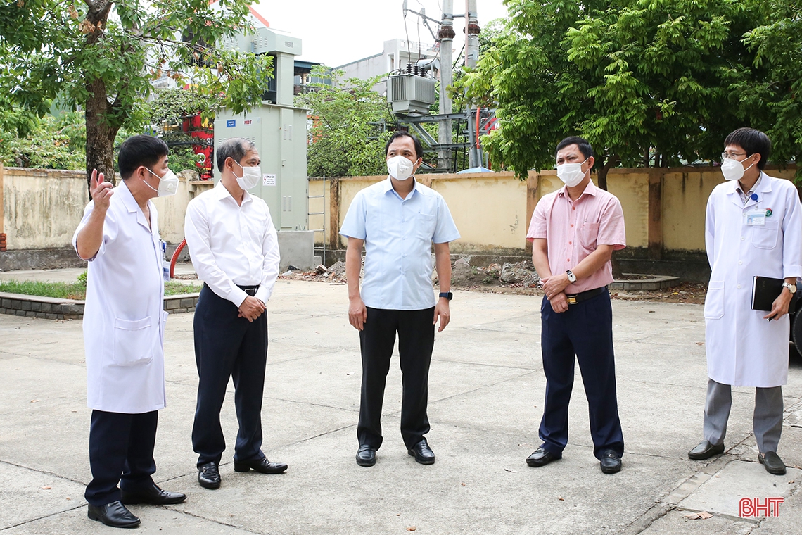 Tiếp tục tham mưu có hiệu quả các giải pháp quyết liệt phòng, chống dịch COVID-19