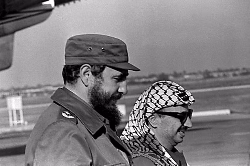 photograph thoi trai tre cua nha cach mang vi dai cuba fidel castro