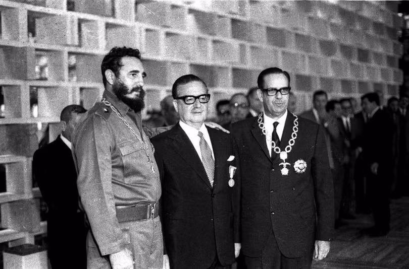 photograph thoi trai tre cua nha cach mang vi dai cuba fidel castro