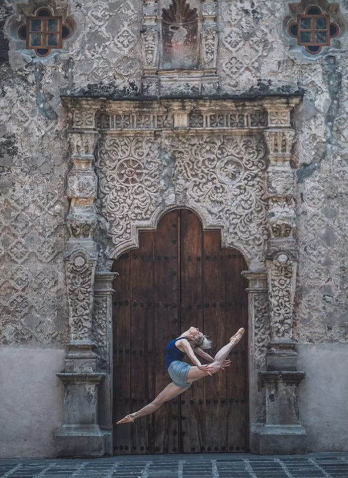 ballet tren duong pho mexico thong diep manh me gui den ong trump