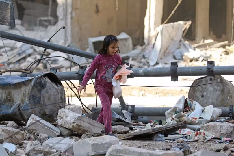 mau va nuoc mat van roi noi chao lua aleppo