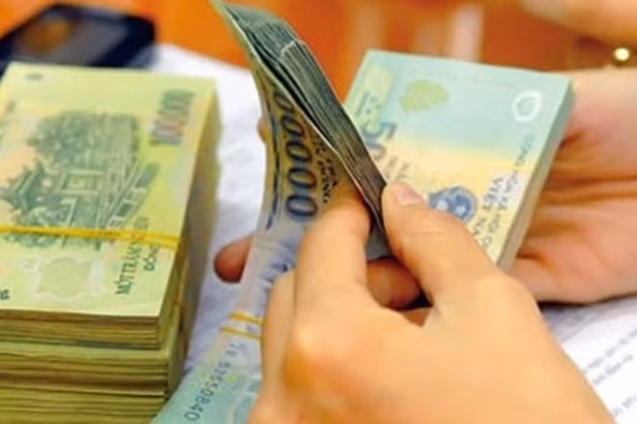 phai thong bao muc thuong tet cho nguoi lao dong