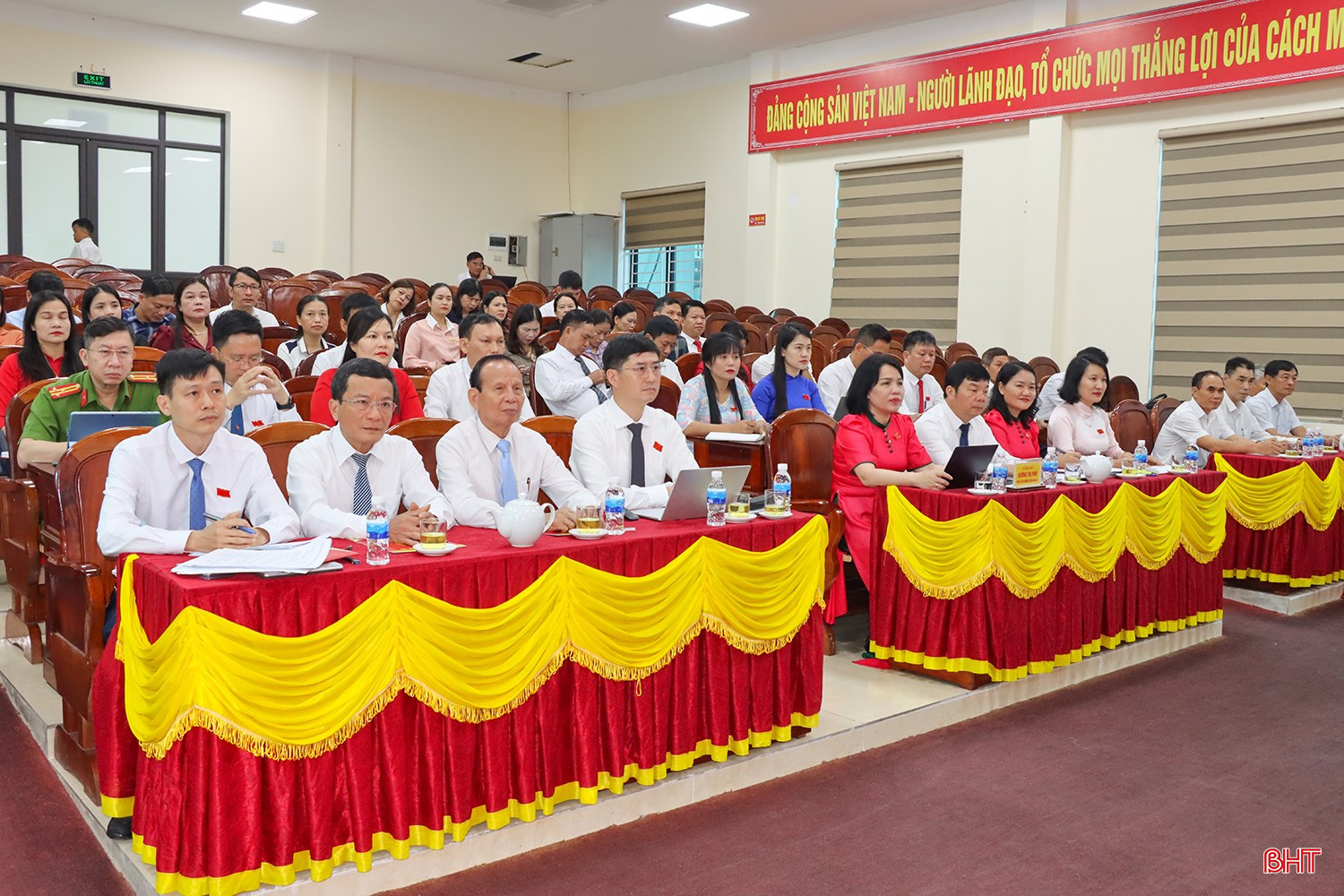 Đại biểu dự Kỳ họp thứ nhất HĐND xã Đức Thọ nhiệm kỳ 2026-2031