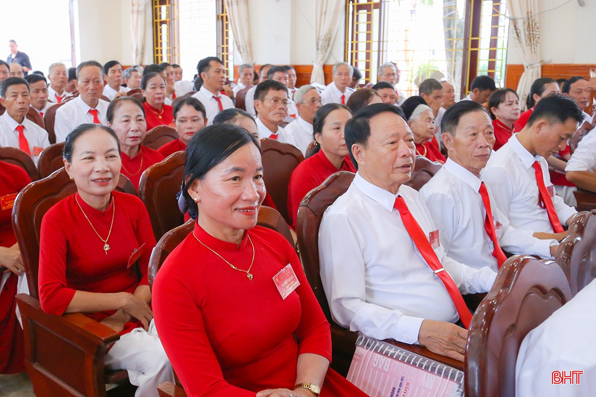 Đại hội có sự tham dự của 232 đại biểu, đại diện cho 1.478 đảng viên trong toàn Đảng bộ xã. bqbht_br_img-9827.jpg