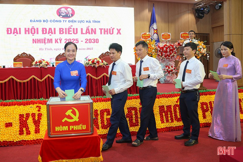Đại hội bỏ phiếu bầu Ban Chấp hành Đảng bộ nhiệm kỳ 2025 – 2030. bqbht_br_img-4140.jpg