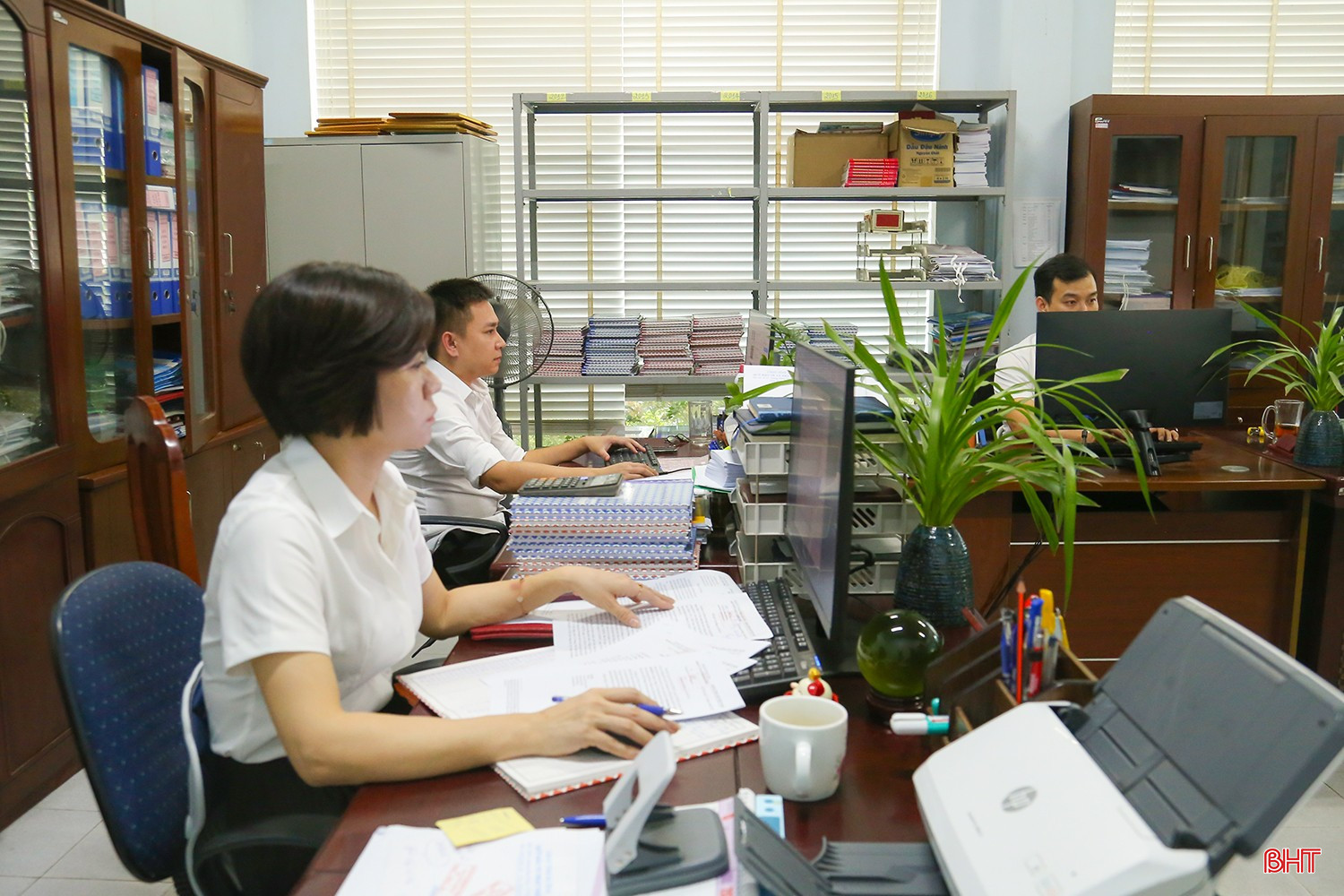 Với lực lượng nhân sự trẻ và năng động, Quỹ Đầu tư phát triển tỉnh đảm bảo các hạng mục công việc được thực hiện liên tục mà không bị gián đoạn. bqbht_br_img-0717.jpg
