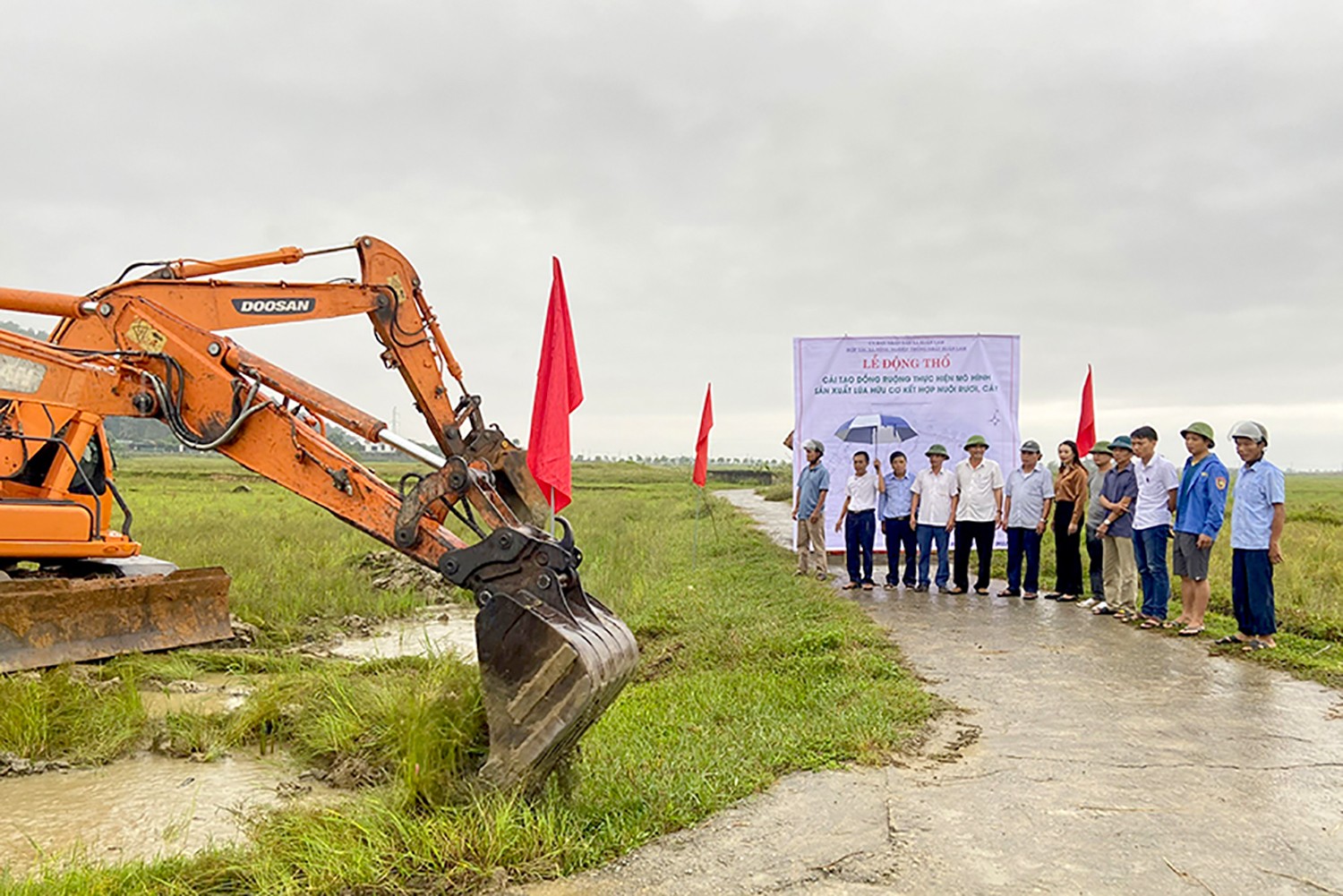hinh-3khoi-cong-sx-lua-va-ruoi-cay.jpg