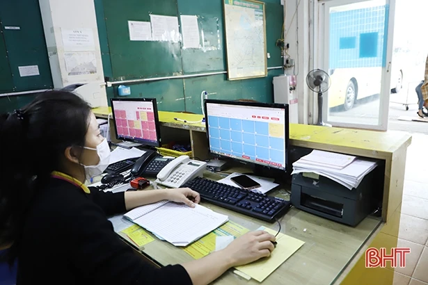 Phòng dịch Covid-19, nhiều khách hàng Hà Tĩnh đổi, trả vé xe đường dài