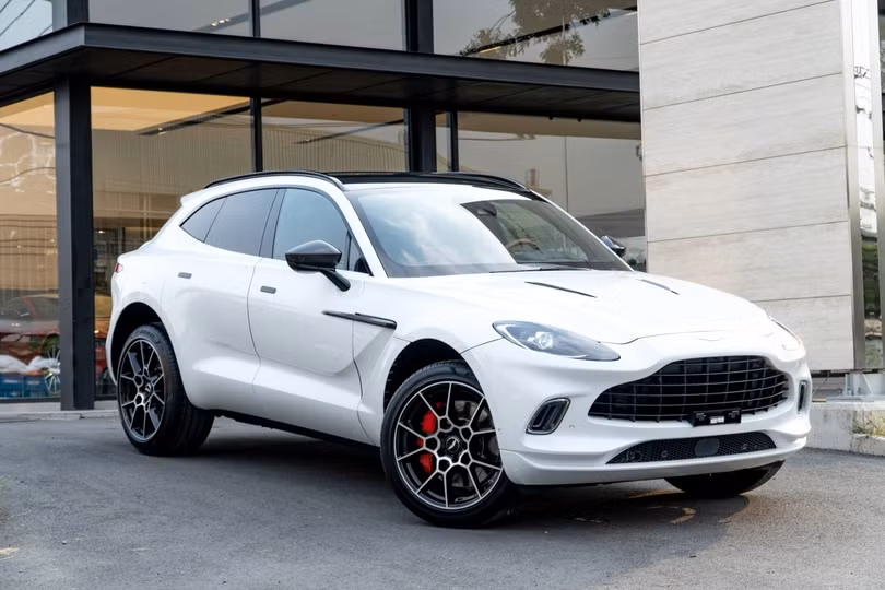 Cận cảnh siêu SUV Aston Martin DBX giá gần 17 tỷ đầu tiên tại Việt Nam