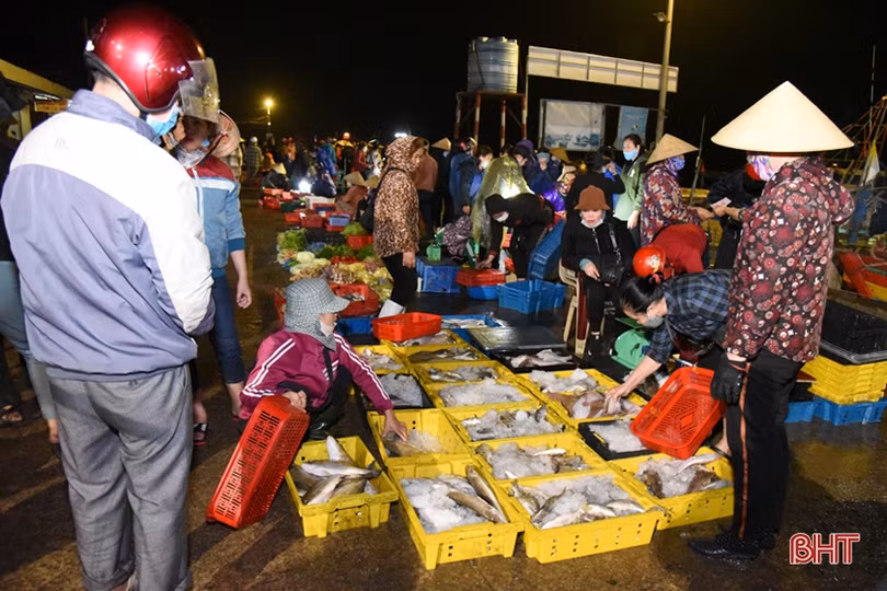 Quê biển Lộc Hà mỗi ngày lại sáng