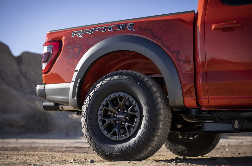 “Siêu bán tải” Ford F-150 Raptor thế hệ thứ ba chính thức ra mắt