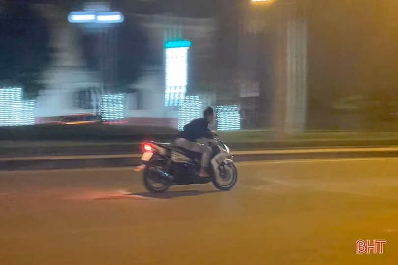 Một đêm tuần tra của cảnh sát cơ động Hà Tĩnh ngày cận tết