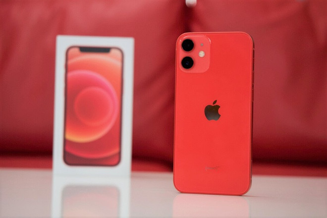 iPhone 12, iPad Air đồng loạt giảm giá cận Tết