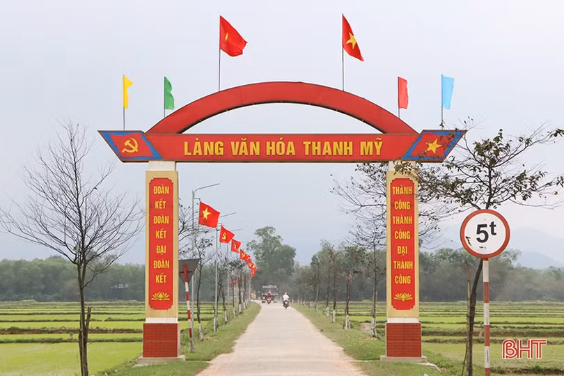 Sức sống mới nơi tâm lũ đi qua