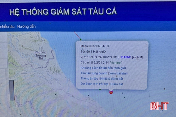 Ứng cứu 8 ngư dân trên tàu bị cháy khi đang đánh bắt ở vùng biển Hà Tĩnh