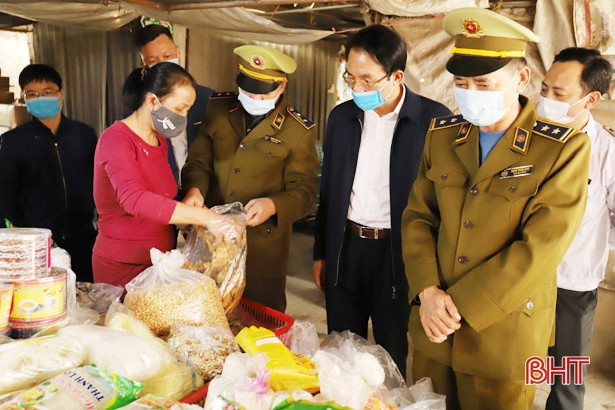 Tiểu thương Nghi Xuân chấp hành nghiêm pháp luật kinh doanh