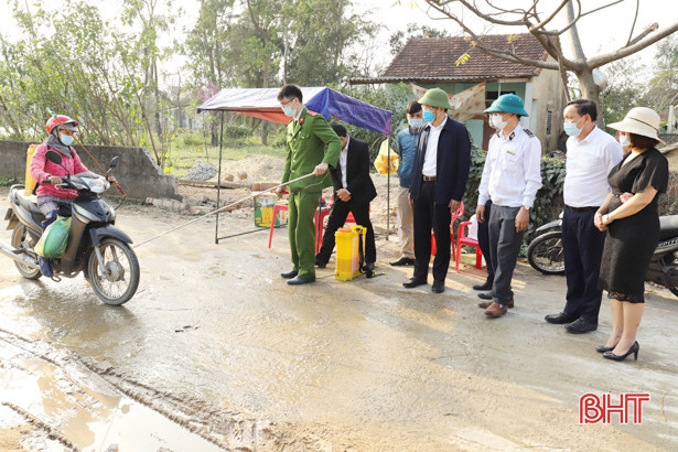 Tiểu thương Nghi Xuân chấp hành nghiêm pháp luật kinh doanh