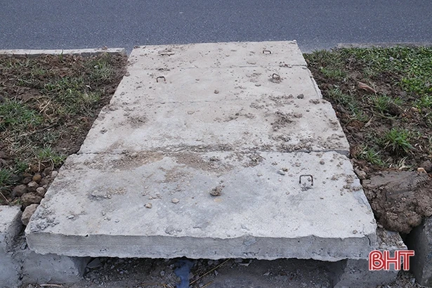 Nối lại 18 điểm “đứt gãy” trên dải phân cách QL1A qua TP Hà Tĩnh