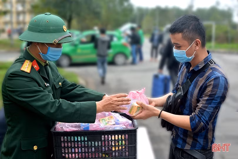 150 công dân hoàn thành cách ly tập trung tại Hà Tĩnh về quê ăn tết