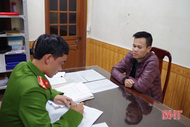 Trộm tiền, bỏ trốn gần 2 năm vẫn không thoát