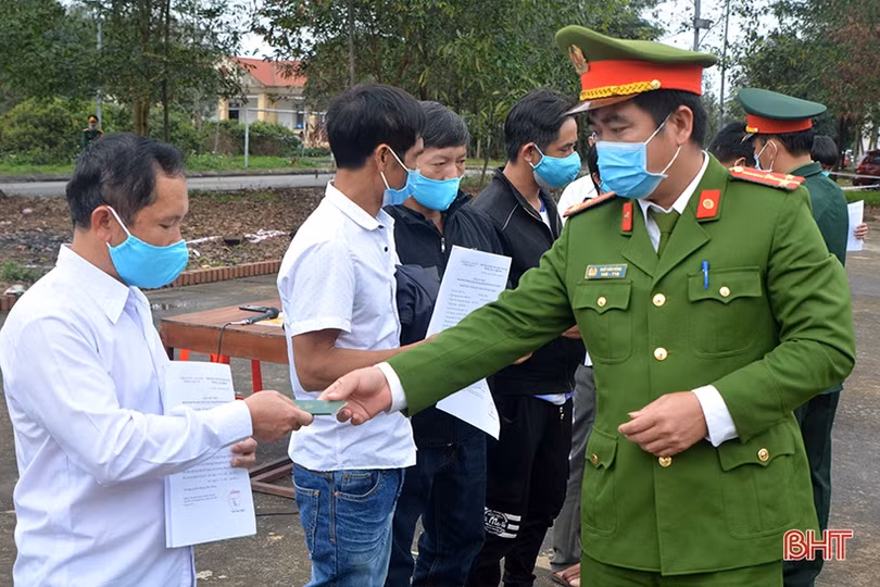 150 công dân hoàn thành cách ly tập trung tại Hà Tĩnh về quê ăn tết