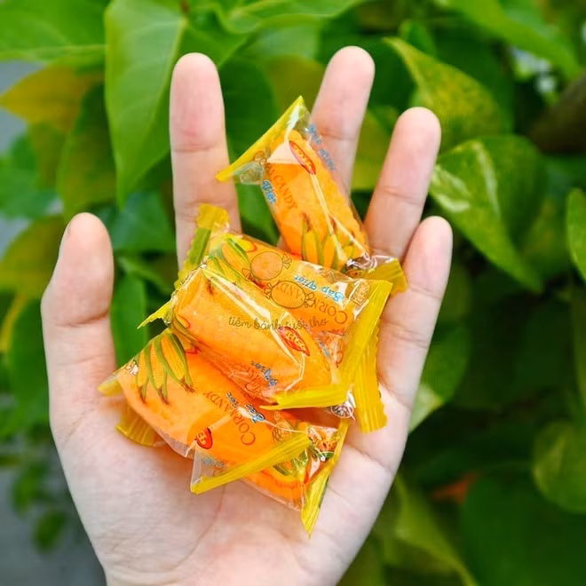 Nhớ quay quắt những thứ quà trong khay bánh kẹo tết “ngày xưa ta bé”