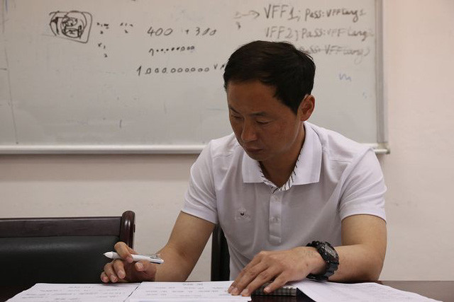 VFF giữ chân 2 “trợ thủ” của HLV Park Hang Seo