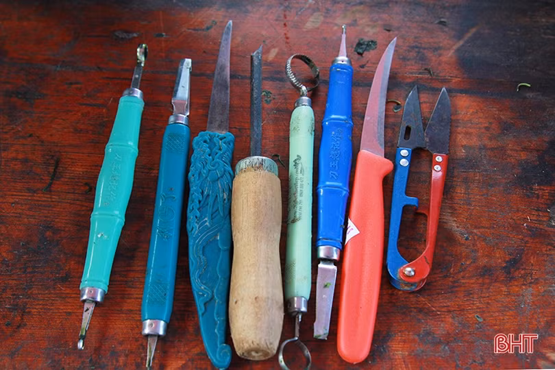 Chim bay phượng múa trên trái cây ngày tết ở Hà Tĩnh