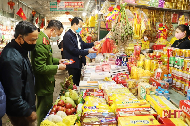 Tiểu thương Nghi Xuân chấp hành nghiêm pháp luật kinh doanh