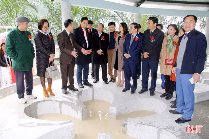 Hương Sơn non nước hữu tình