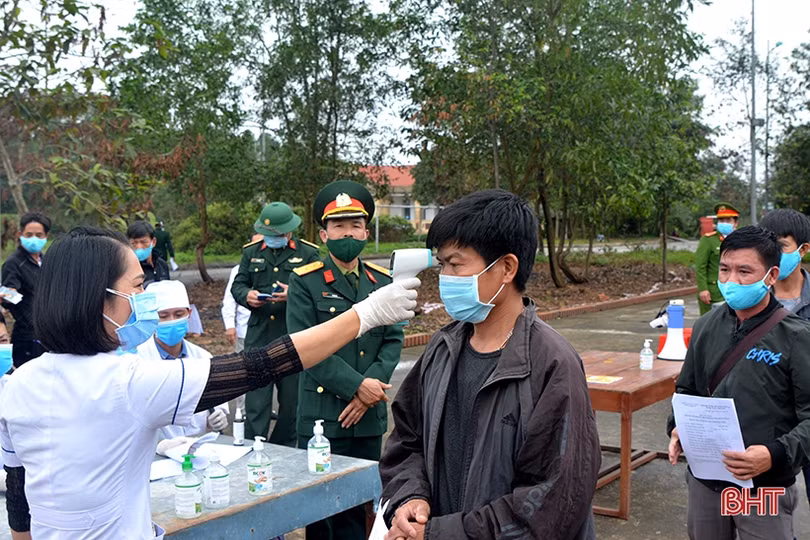 150 công dân hoàn thành cách ly tập trung tại Hà Tĩnh về quê ăn tết