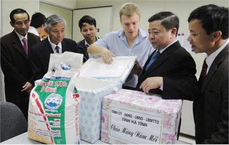 ...tặng quà chuyên gia, Bỉ, Hà Lan