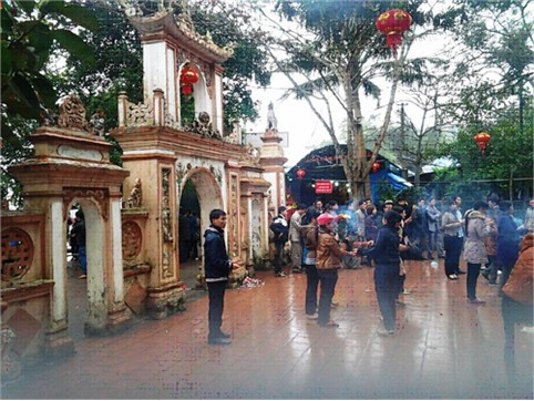 UBND tỉnh yêu cầu kiên quyết thiết lập lại tổ chức quản lý ở di tích Đền Chợ Củi; tuyệt đối không giao khoán cho hộ tổ chức thu, quản lý nguồn tiền công đức