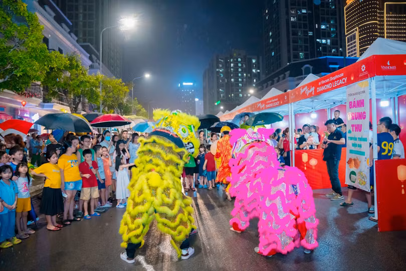 “Cú hích” mới cho đà tăng trưởng ngoạn mục của TP Vinh