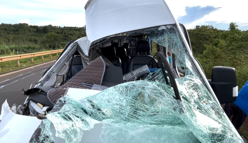 Hiện trường vụ tai nạn làm 13 người thương vong ở Đắk Lắk