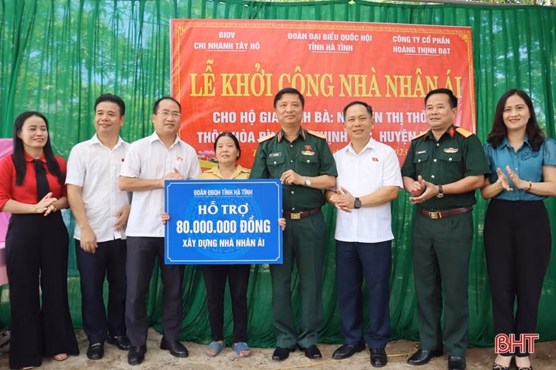 Đoàn ĐBQH Hà Tĩnh khởi công xây nhà nhân ái tại Lộc Hà