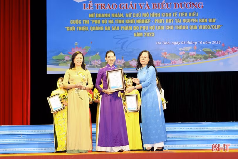 Chồng biết “chia ngọt, sẻ bùi”, vợ trở thành doanh nhân tiêu biểu